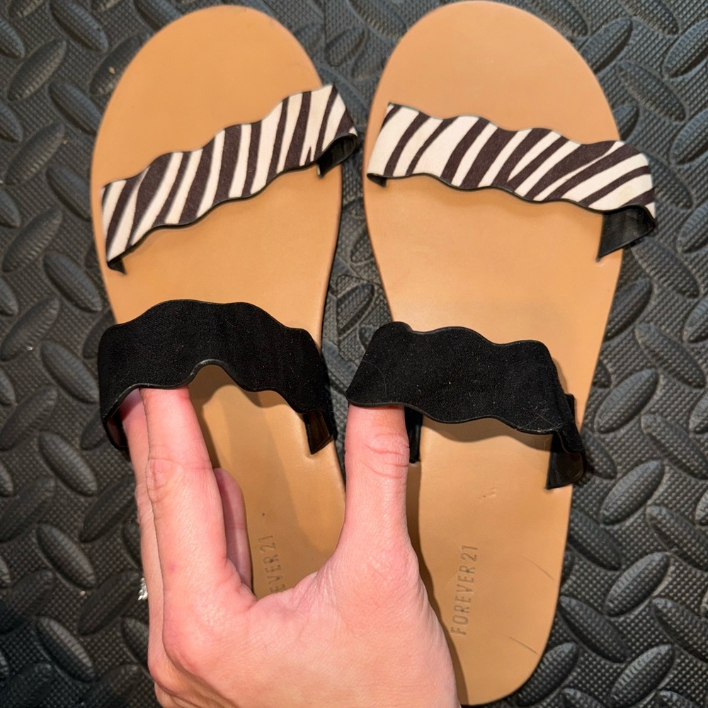 Sandals - Picture 2 of 2